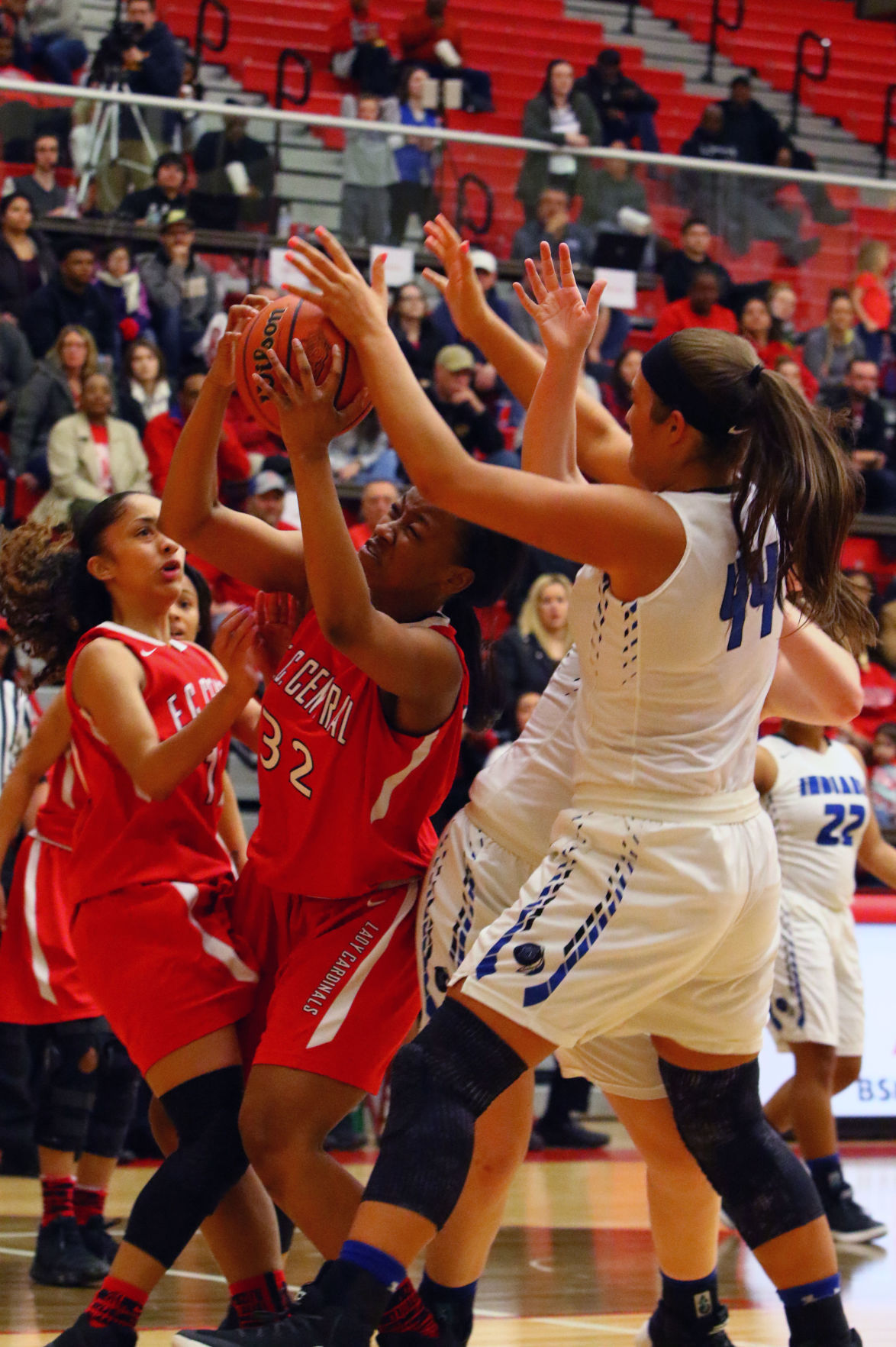 Gallery: Girls Basketball Sectional Finals - E.C. Central vs. Lake Central